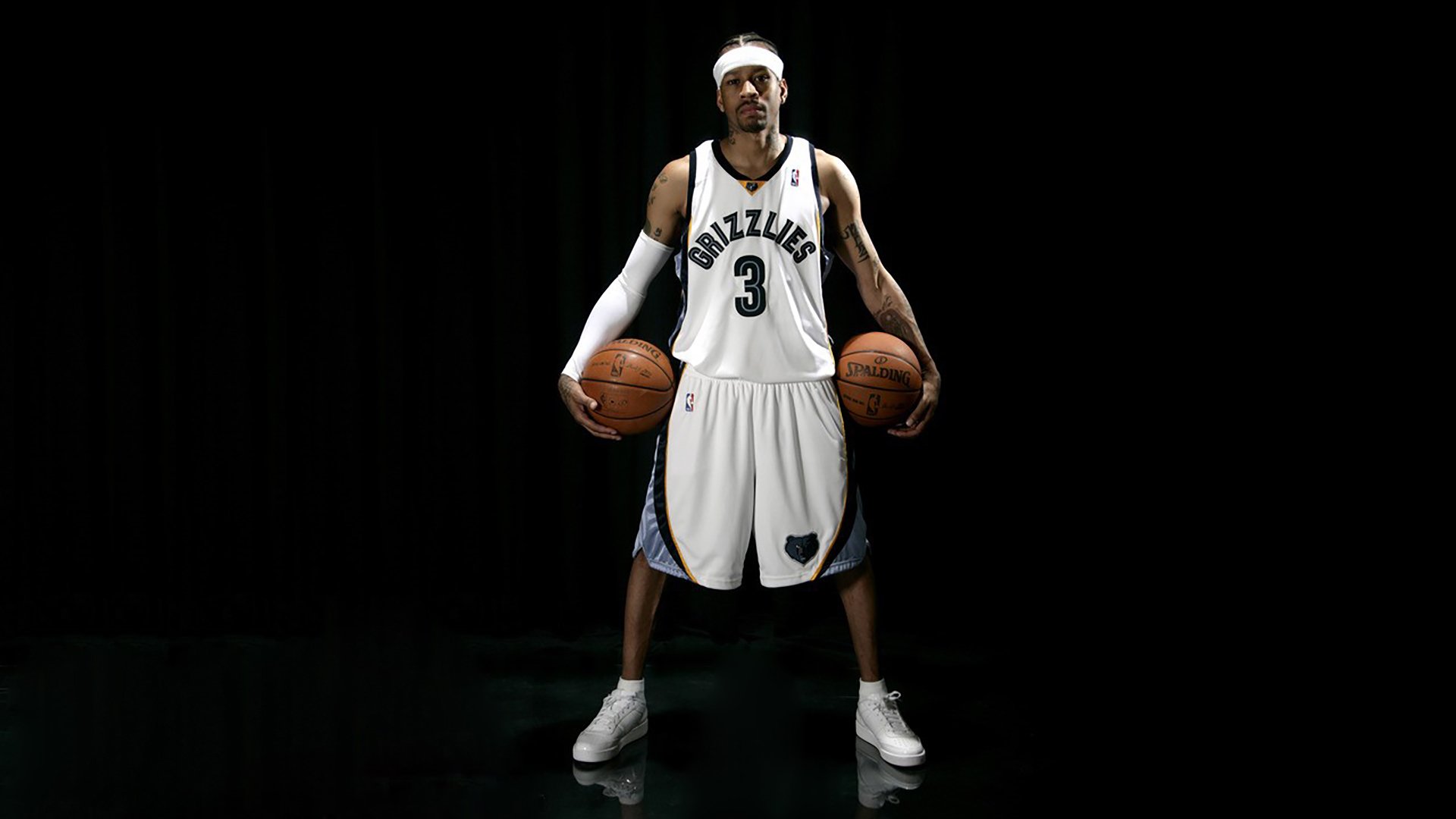 赛场两极,当F1车手在揭幕战恐惧时,文班亚马正在成为硬仗之王